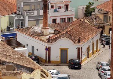 Algarve w Portugalii - czy i gdzie warto pożyczyć auto?