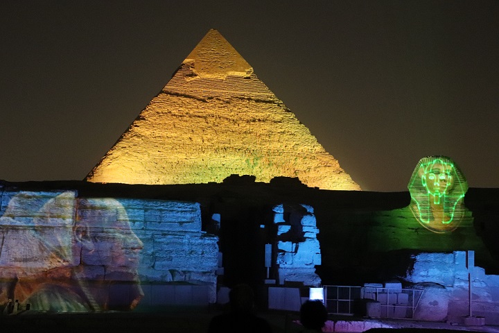 Egipt, piramidy, świetlny pokaz